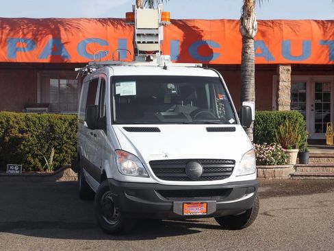 Used 2012 Mercedes-Benz Sprinter 3500 image 2