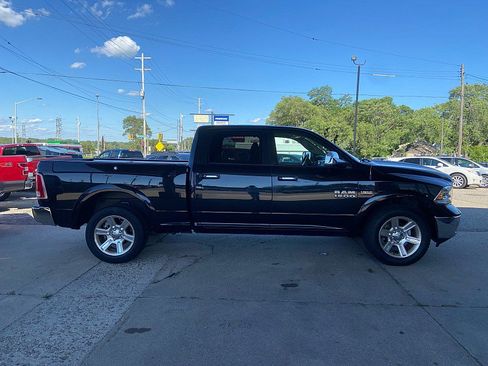 Used 2017 RAM 1500 Laramie AWD/4WD image 4