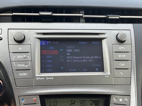 Used 2015 Toyota Prius Three FWD image 20