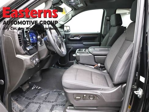 Used 2024 Chevrolet Silverado 1500 LT AWD/4WD image 14