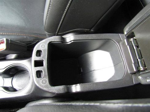 Used 2018 Jeep Compass Limited image 26