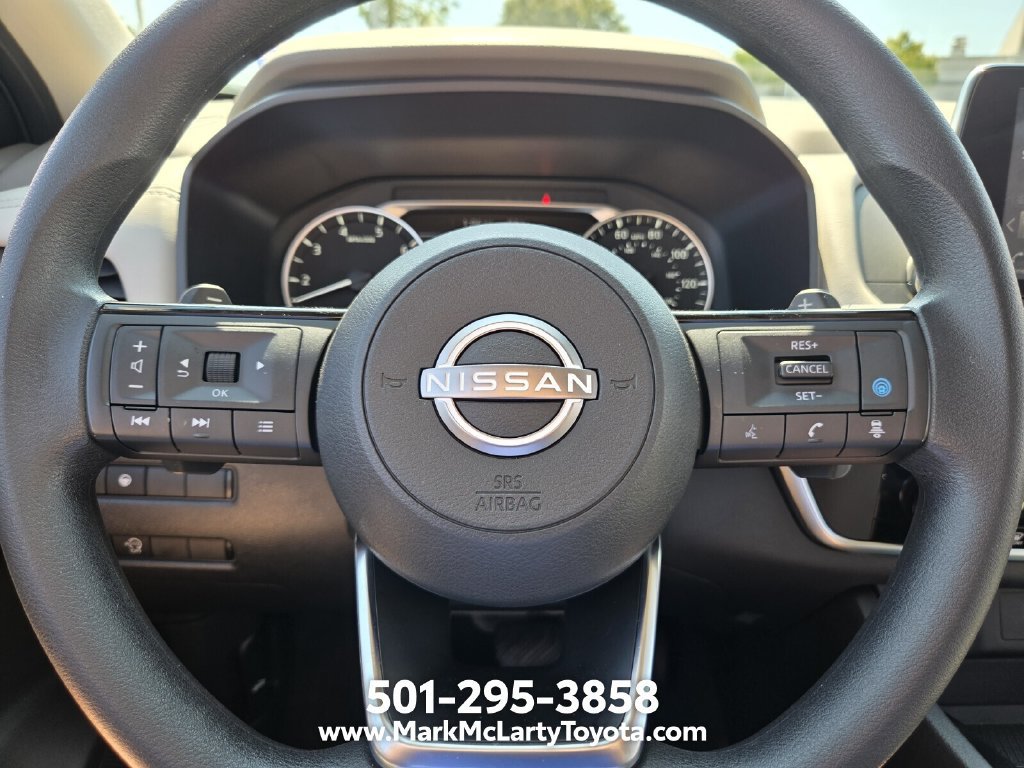 Used 2023 Nissan Rogue SV FWD image 20