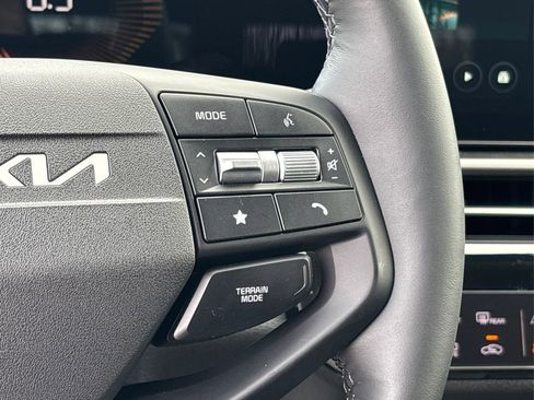 New 2026 Kia Sportage EX image 19