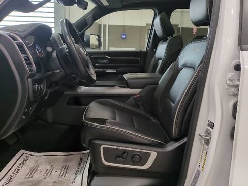 Used 2022 RAM 1500 Laramie AWD/4WD image 14