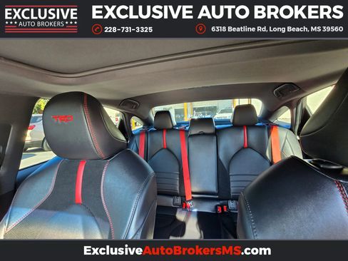 Used 2021 Toyota Avalon TRD image 9