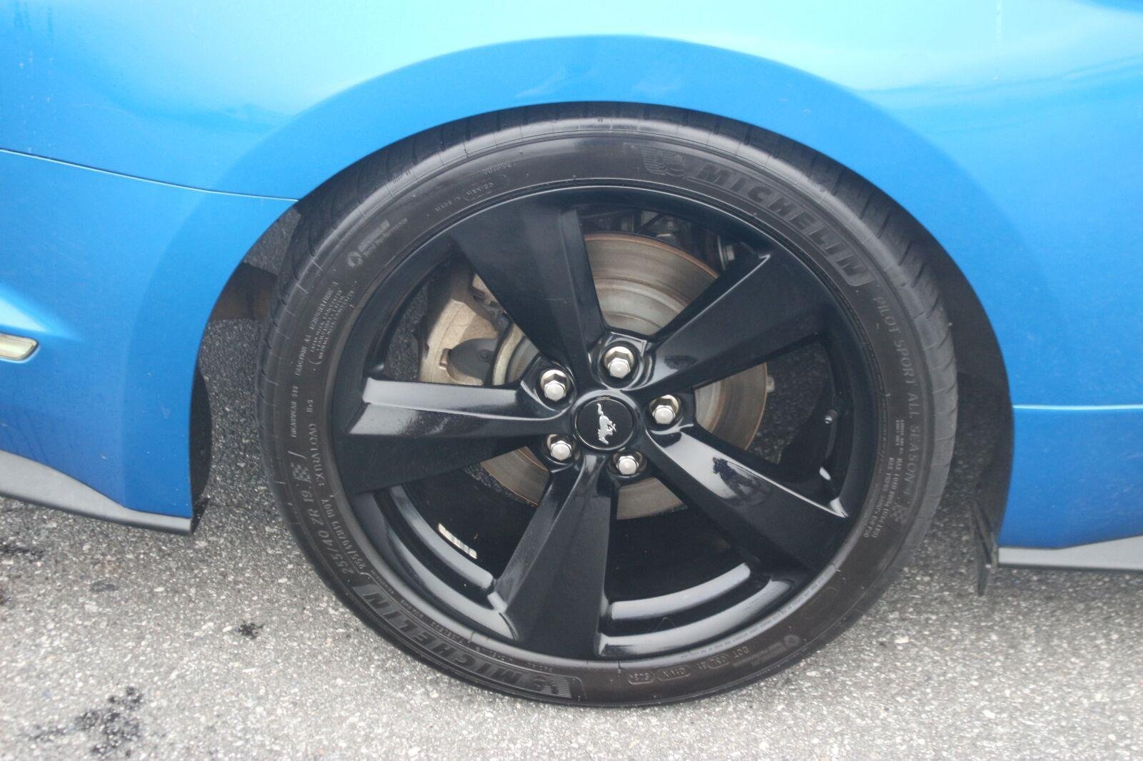 Used 2021 Ford Mustang Premium w/ Equipment Group 201A RWD image 33