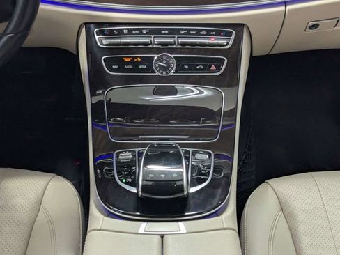Used 2020 Mercedes-Benz E 450 4MATIC Sedan w/ Premium Package image 12