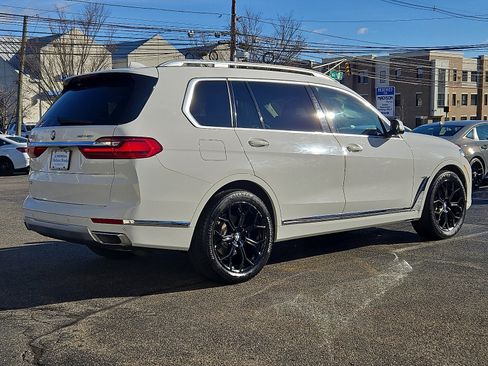 Used 2020 BMW X7 xDrive40i w/ Executive Package image 6
