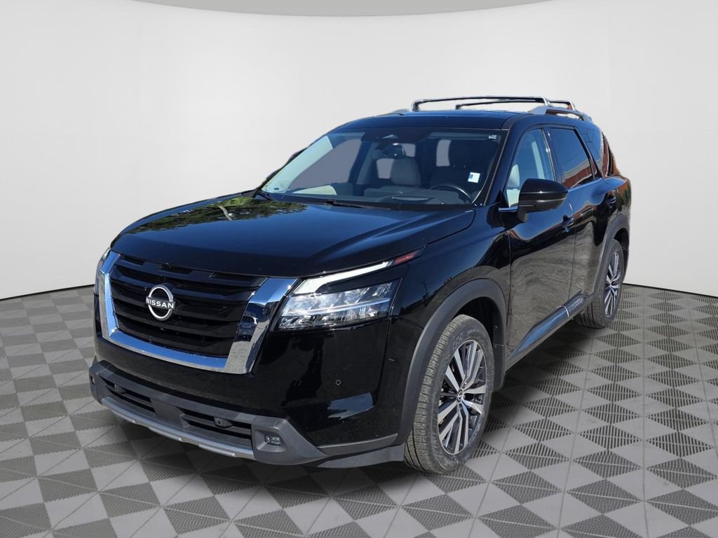 Used 2022 Nissan Pathfinder Platinum w/ Lighting Package (N92) AWD/4WD image 2