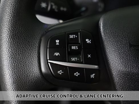 Used 2022 Ford Escape SE FWD image 4