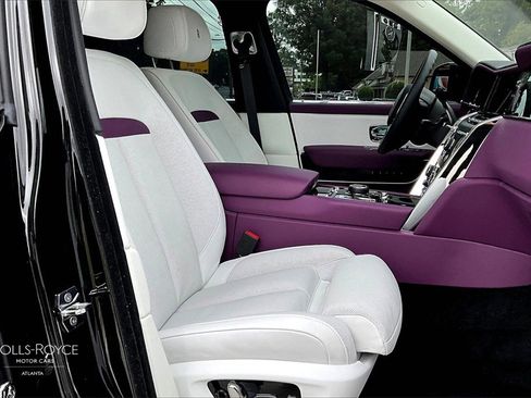 Certified 2025 Rolls-Royce Cullinan image 11