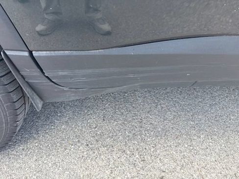Used 2019 Chevrolet Traverse LT FWD image 5