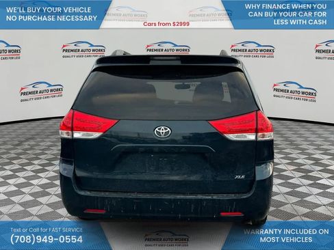 Used 2012 Toyota Sienna XLE image 5