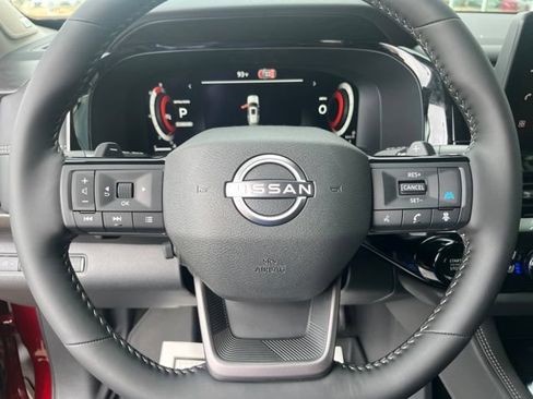 New 2026 Nissan Pathfinder Platinum FWD image 13