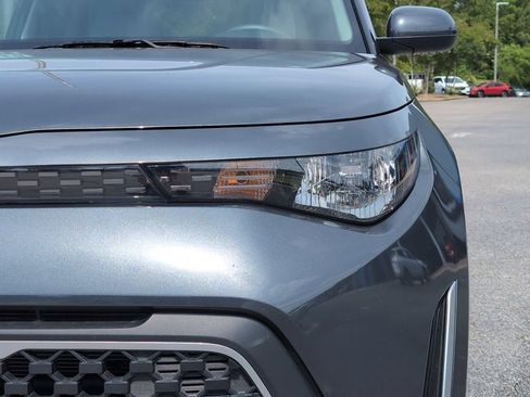 Used 2025 Kia Soul LX w/ LX Technology Package FWD image 13