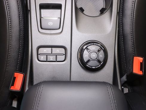 New 2025 Ford Ranger Lariat w/ Black Appearance Package image 24