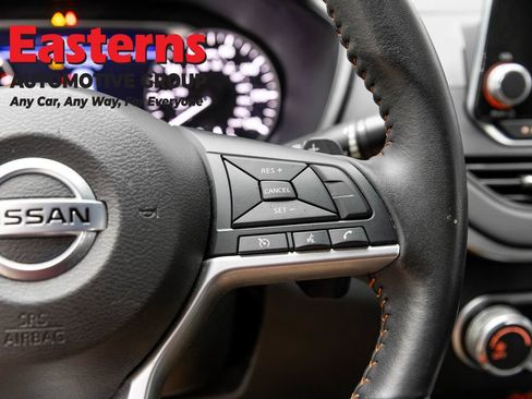 Used 2022 Nissan Altima 2.5 SR FWD image 16