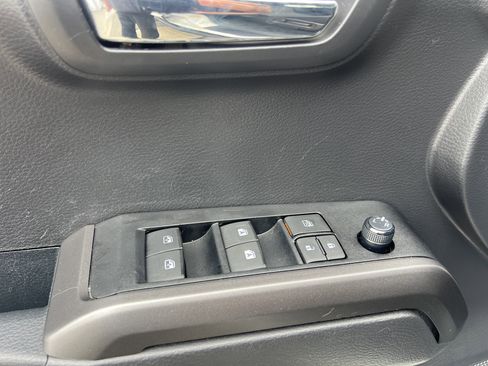 Used 2022 Toyota Tacoma TRD Off-Road w/ Technology Package image 14