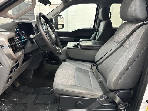 Used 2023 Ford F150 XLT w/ Trailer Tow Package AWD/4WD image 19
