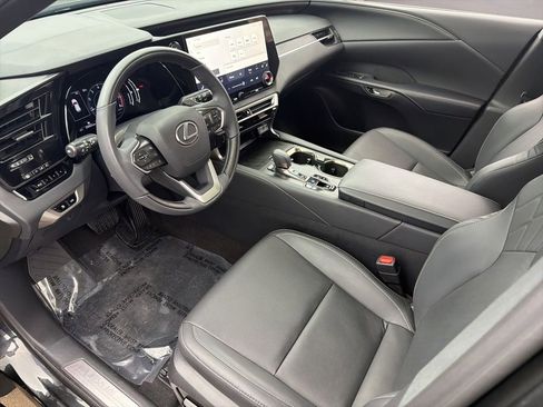 Used 2024 Lexus RX 350 Premium w/ Kick Sensor & Tow Package AWD/4WD image 11