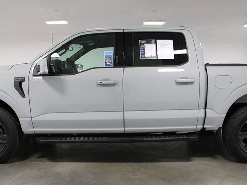 Used 2023 Ford F150 Lariat w/ Equipment Group 502A High image 6