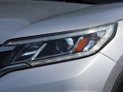 Used 2016 Honda CR-V Touring image 10