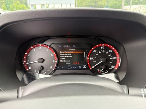 Certified 2025 Nissan Frontier PRO-4X AWD/4WD image 9