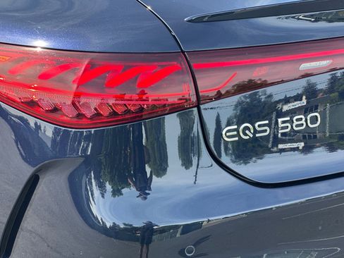 Used 2023 Mercedes-Benz EQS 580 4MATIC Sedan image 12