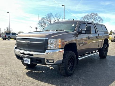 Used 2008 Chevrolet Silverado 2500 LT w/ 2LT Convenience Package image 4