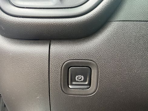 Used 2025 Chevrolet Silverado 1500 W/T RWD image 12