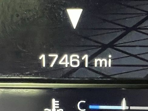 Used 2024 GMC Sierra 1500 Elevation image 31