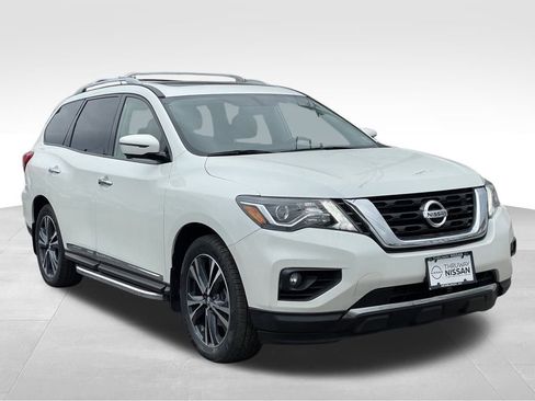Certified 2020 Nissan Pathfinder Platinum image 3