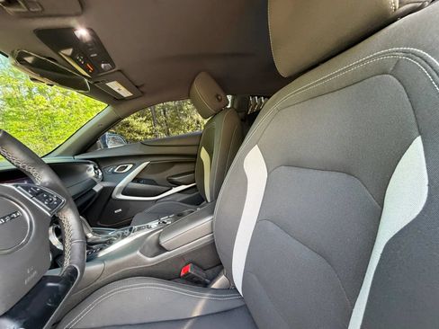 Used 2021 Chevrolet Camaro LT w/ Technology Package RWD image 14