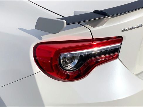 Used 2017 Subaru BRZ Premium w/ Popular Package #3 RWD image 29