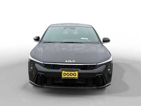 New 2025 Kia K4 GT-Line image 8