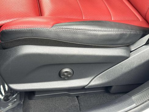Used 2022 Mercedes-Benz GLC 300 4MATIC Coupe image 28