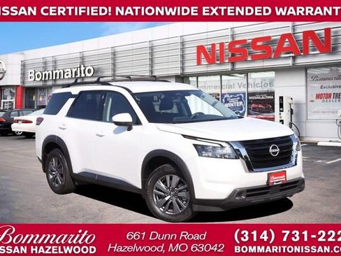 Certified 2025 Nissan Pathfinder SV AWD/4WD image 1