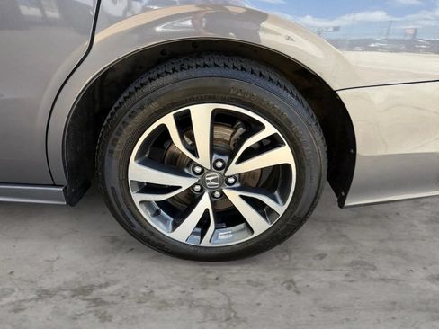 Used 2021 Honda Odyssey Touring image 44