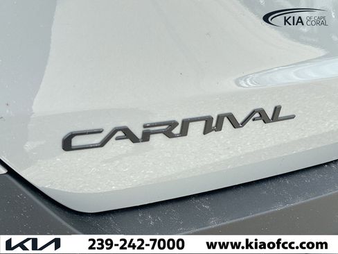 New 2026 Kia Carnival SX image 11