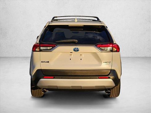 Used 2019 Toyota RAV4 Limited image 6