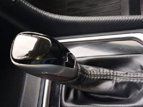 Used 2020 Subaru Forester Limited w/ Popular Package #3 image 31