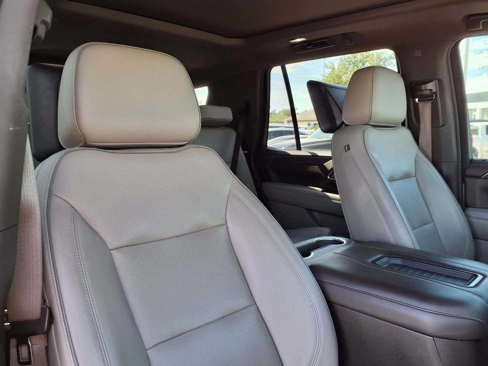 Used 2021 GMC Yukon SLT w/ SLT Luxury Plus Package RWD image 13