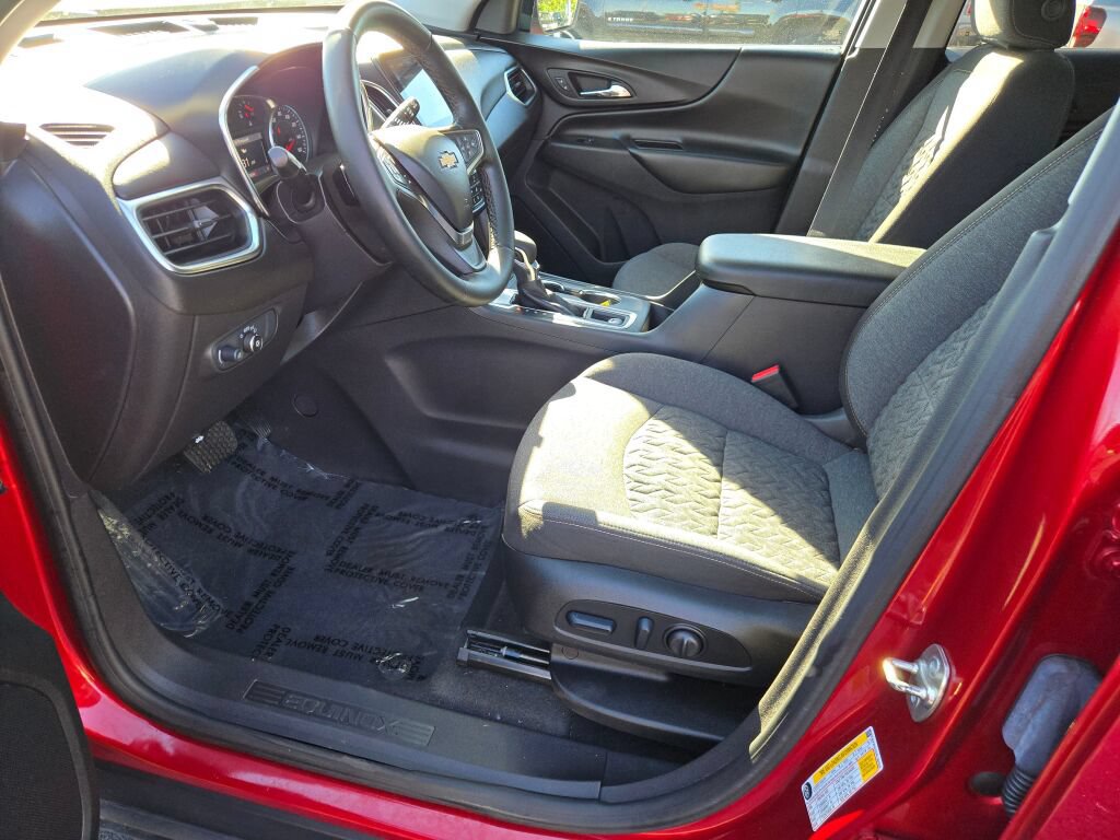 Certified 2024 Chevrolet Equinox LT FWD image 27
