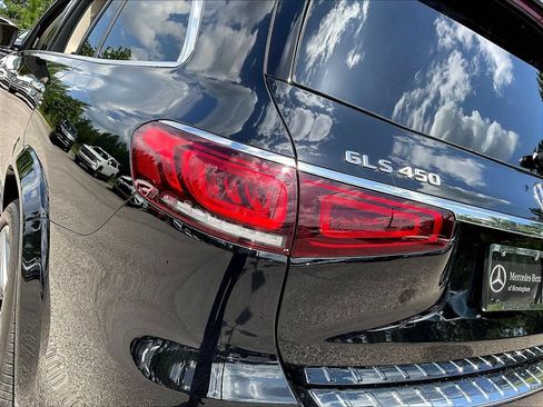 Certified 2023 Mercedes-Benz GLS 450 4MATIC image 25