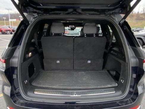 Used 2024 Jeep Grand Cherokee L Overland w/ Luxury Tech Group IV image 9