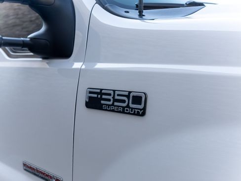 Used 2003 Ford F350 XL image 33