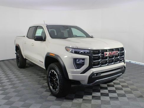 New 2026 GMC Canyon AT4 image 24