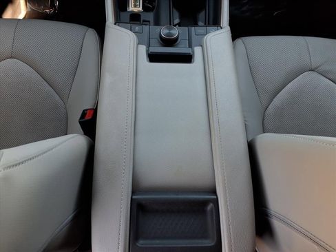 Used 2024 Toyota Grand Highlander AWD Hybrid image 33