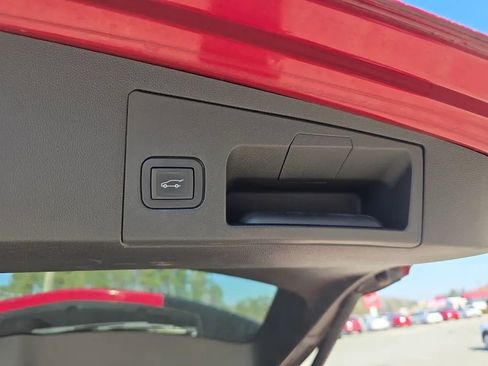 Used 2019 Cadillac XT5 AWD image 51