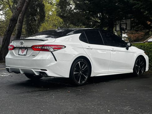 Used 2018 Toyota Camry XSE w/ Audio Package image 5